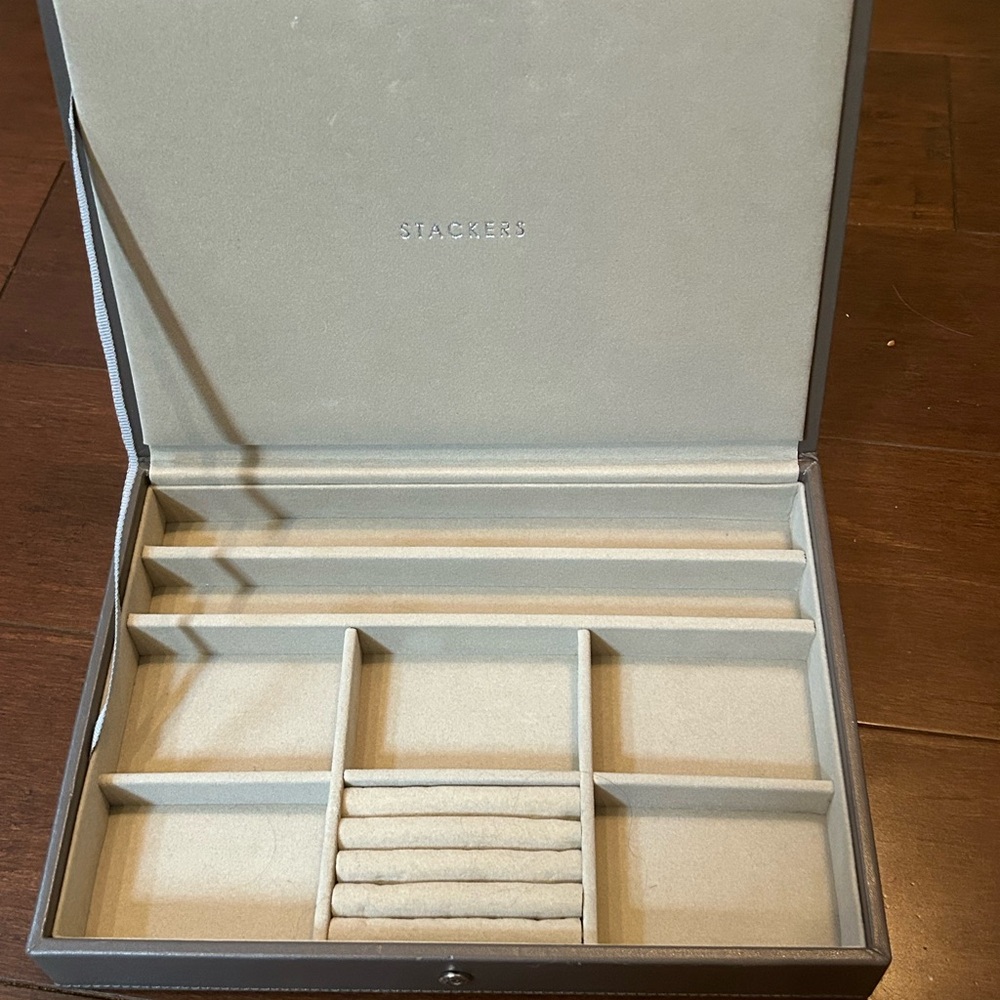 Stackers Jewelry Box in Gray
